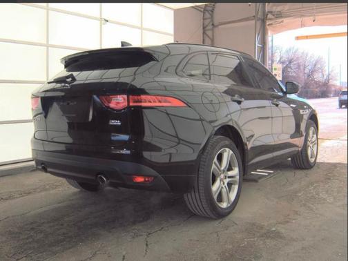 2019 Jaguar F-PACE 25t R-Sport