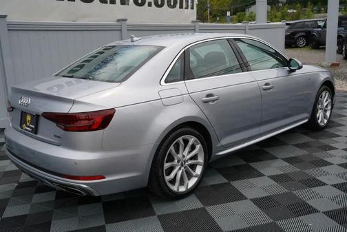 Florett Silver Metallic 2019 Audi A4 45 Premium