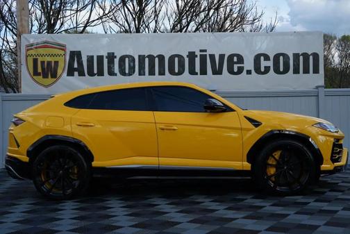 Gialllo Auge 2020 Lamborghini Urus AWD