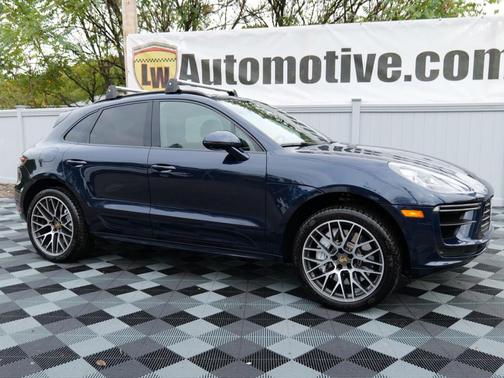 2020 Porsche Macan Turbo
