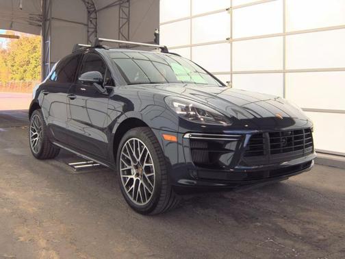2020 Porsche Macan Turbo