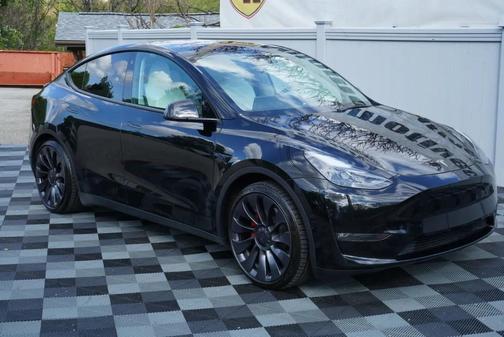 Solid Black 2023 Tesla Model Y Performance Dual Motor All-Wheel Drive