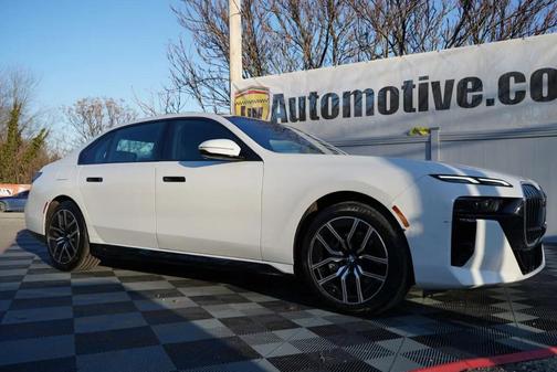 2024 BMW 740 i xDrive