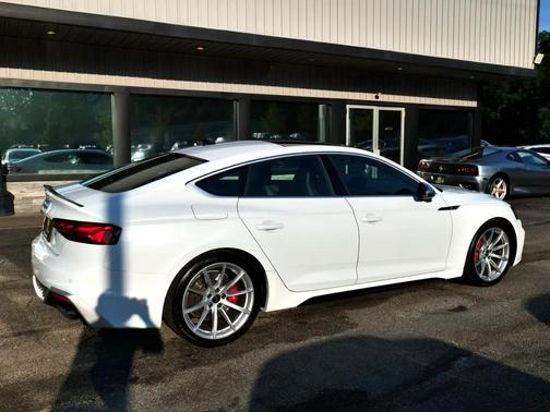 2023 Audi RS 5 2.9T