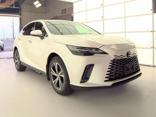 White 2023 Lexus RX 350 Base