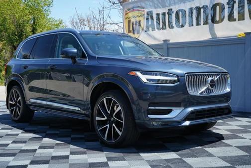 Denim Blue Metallic 2023 Volvo XC90 B6 Plus 7-Seater