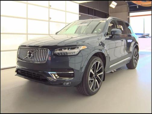 Denim Blue Metallic 2023 Volvo XC90 B6 Plus 7-Seater