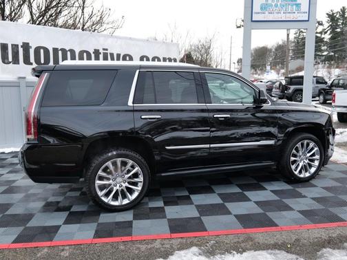 2020 Cadillac Escalade Platinum