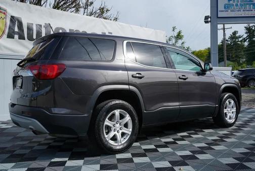 Gray 2019 GMC Acadia SLE-1