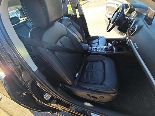 2016 Audi A3 e-tron 1.4T Tech Premium Plus