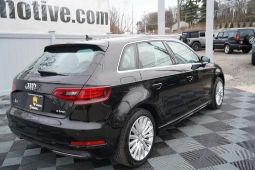 2016 Audi A3 e-tron 1.4T Tech Premium Plus