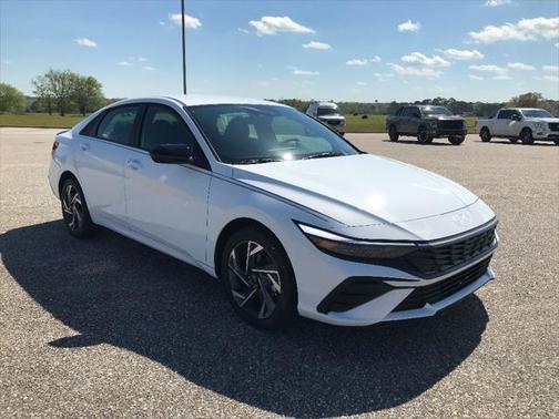 2025 Hyundai ELANTRA Sport