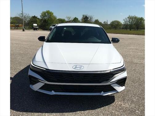 2025 Hyundai ELANTRA Sport