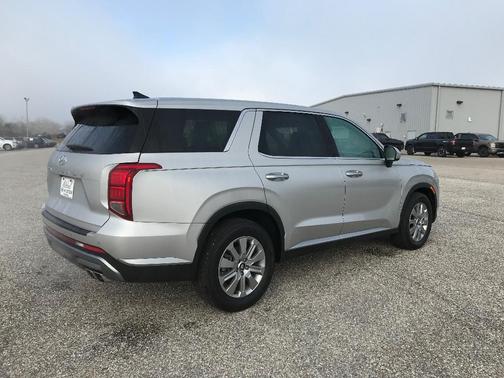 2025 Hyundai PALISADE SE
