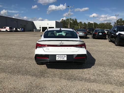 2026 Hyundai ELANTRA Sport