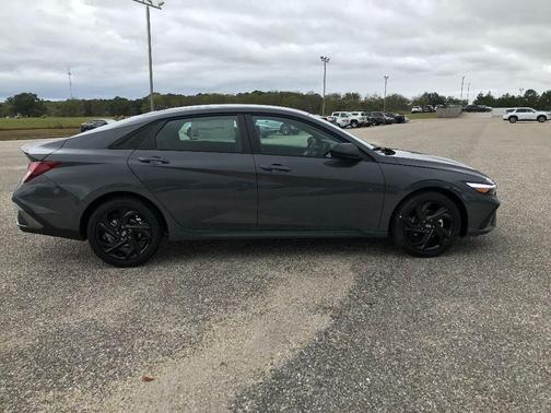 2026 Hyundai ELANTRA Sport