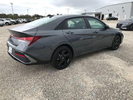 2026 Hyundai ELANTRA Sport