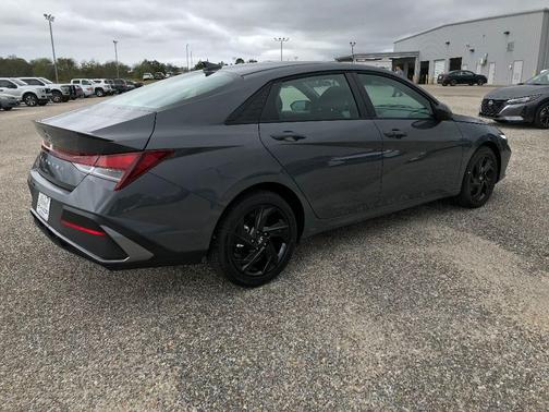 2026 Hyundai ELANTRA Sport