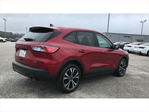 2021 Ford Escape SE