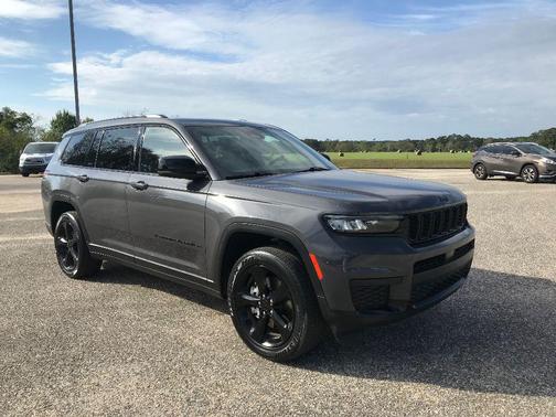 2023 Jeep Grand Cherokee L Altitude