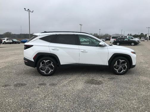White Pearl 2024 Hyundai TUCSON Limited