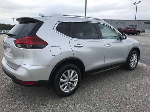 2020 Nissan Rogue S