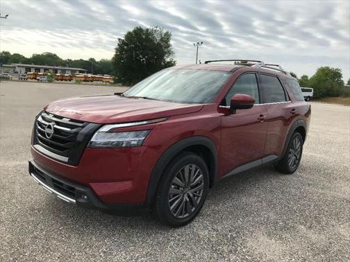 2023 Nissan Pathfinder SL FWD