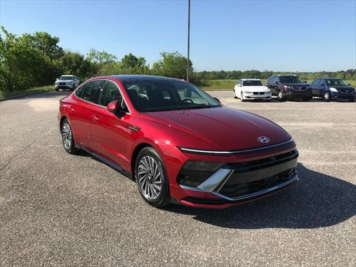 2025 Hyundai SONATA Hybrid Limited