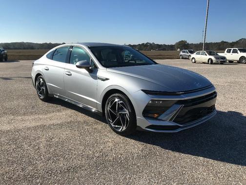 2026 Hyundai SONATA SEL