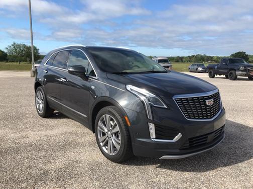 Wilder Metallic 2023 Cadillac XT5 Premium Luxury