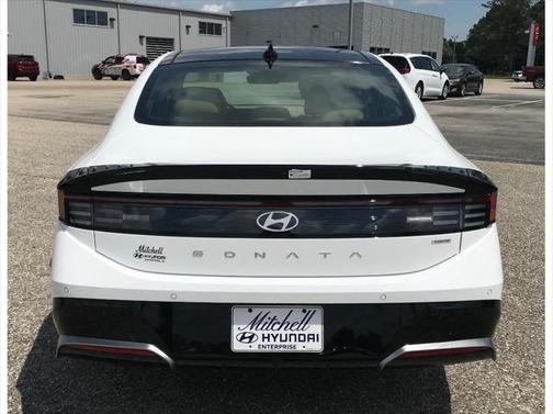 2025 Hyundai SONATA Hybrid Limited