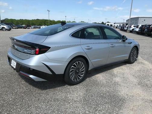 2025 Hyundai SONATA Hybrid Limited