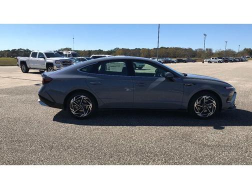 2026 Hyundai SONATA SEL