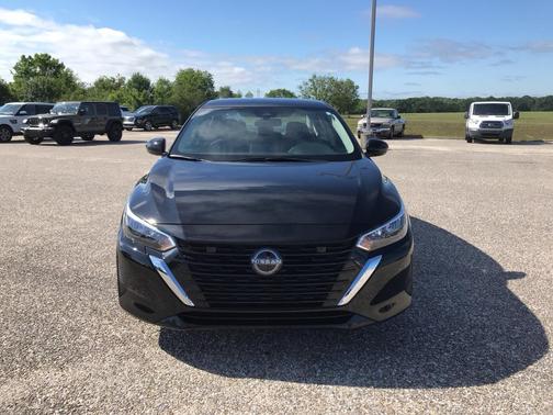 Super Black 2025 Nissan Sentra SV