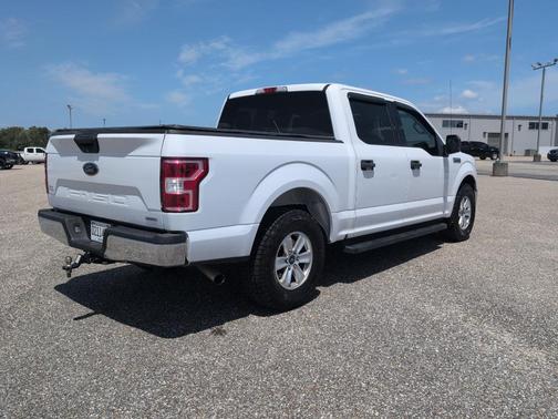 Oxford White 2018 Ford F-150 XLT