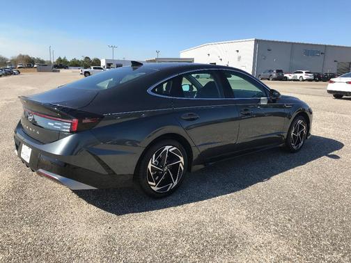 2026 Hyundai SONATA SEL