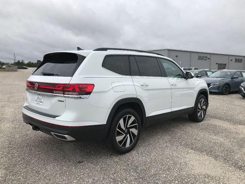 2025 Volkswagen Atlas 2.0T SE w/Technology 4MOTION