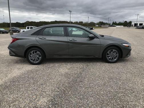 2026 Hyundai ELANTRA HEV Blue