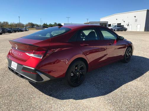 2026 Hyundai ELANTRA Sport