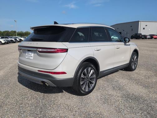 Ceramic Pearl 2021 Lincoln Corsair Reserve