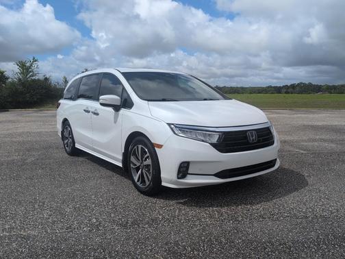 Platinum White Pearl 2022 Honda Odyssey Touring