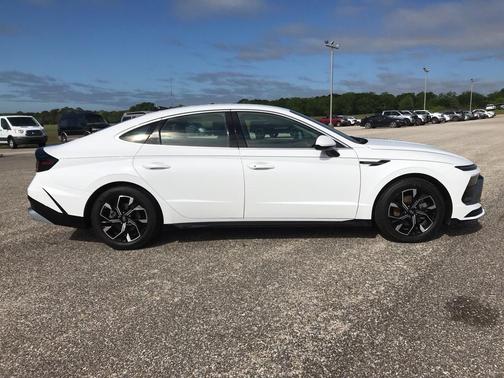 Serenity White 2025 Hyundai SONATA SEL