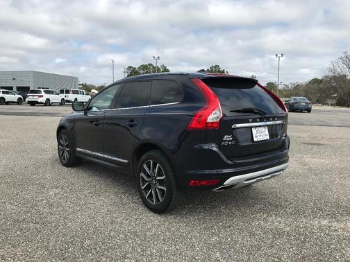2017 Volvo XC60 T6 Dynamic