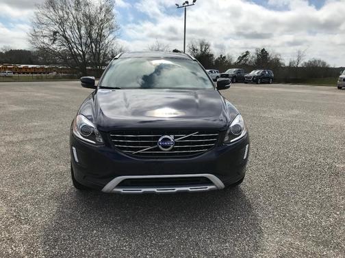 2017 Volvo XC60 T6 Dynamic