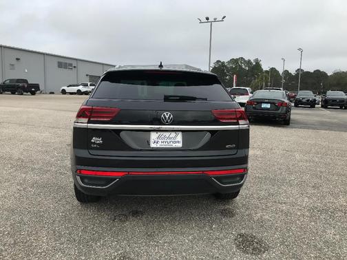 2020 Volkswagen Atlas Cross Sport 2.0T SEL