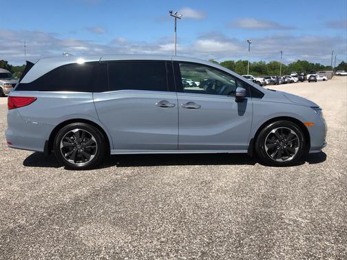 Sonic Gray Pearl 2024 Honda Odyssey Elite