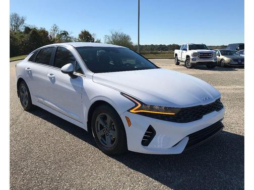 2022 Kia K5 LX