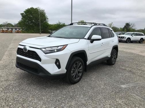 2025 Toyota RAV4 Hybrid XLE Premium