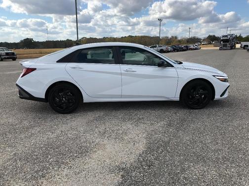 2026 Hyundai ELANTRA Sport