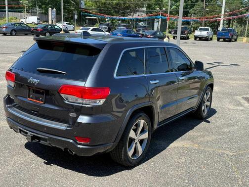 Maximum Steel Metallic Clearcoat 2016 Jeep Grand Cherokee Overland